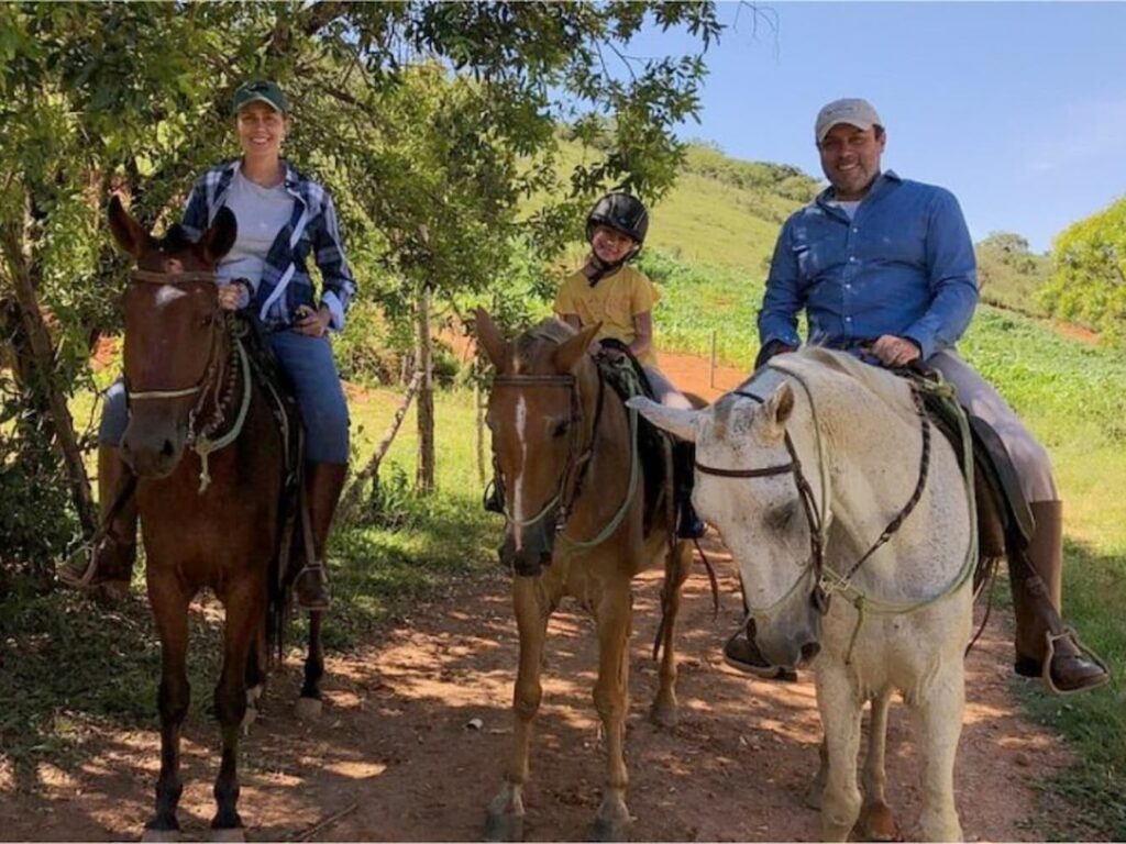 Tropa Trindade executando o passeio em Tiradentes - MG