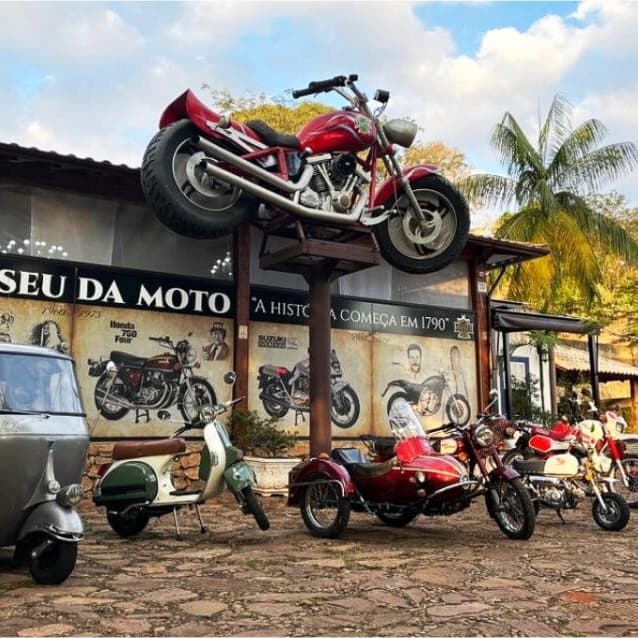 Museu da Moto em Tiradentes - Acervo enorme sobre motocicletas antigas